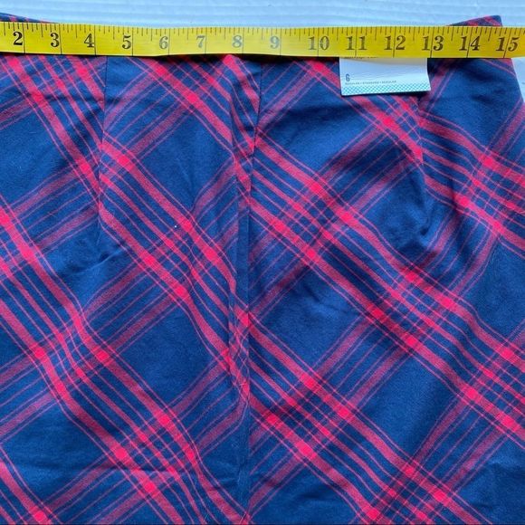 Old Navy, Clueless Prep, Navy Blue with Red Plaid Skirt Size 6 - Picture 3 of 6